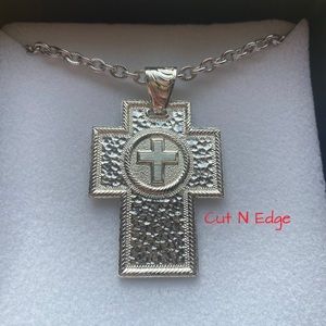 Montana Silversmith Hammered Cross Necklace